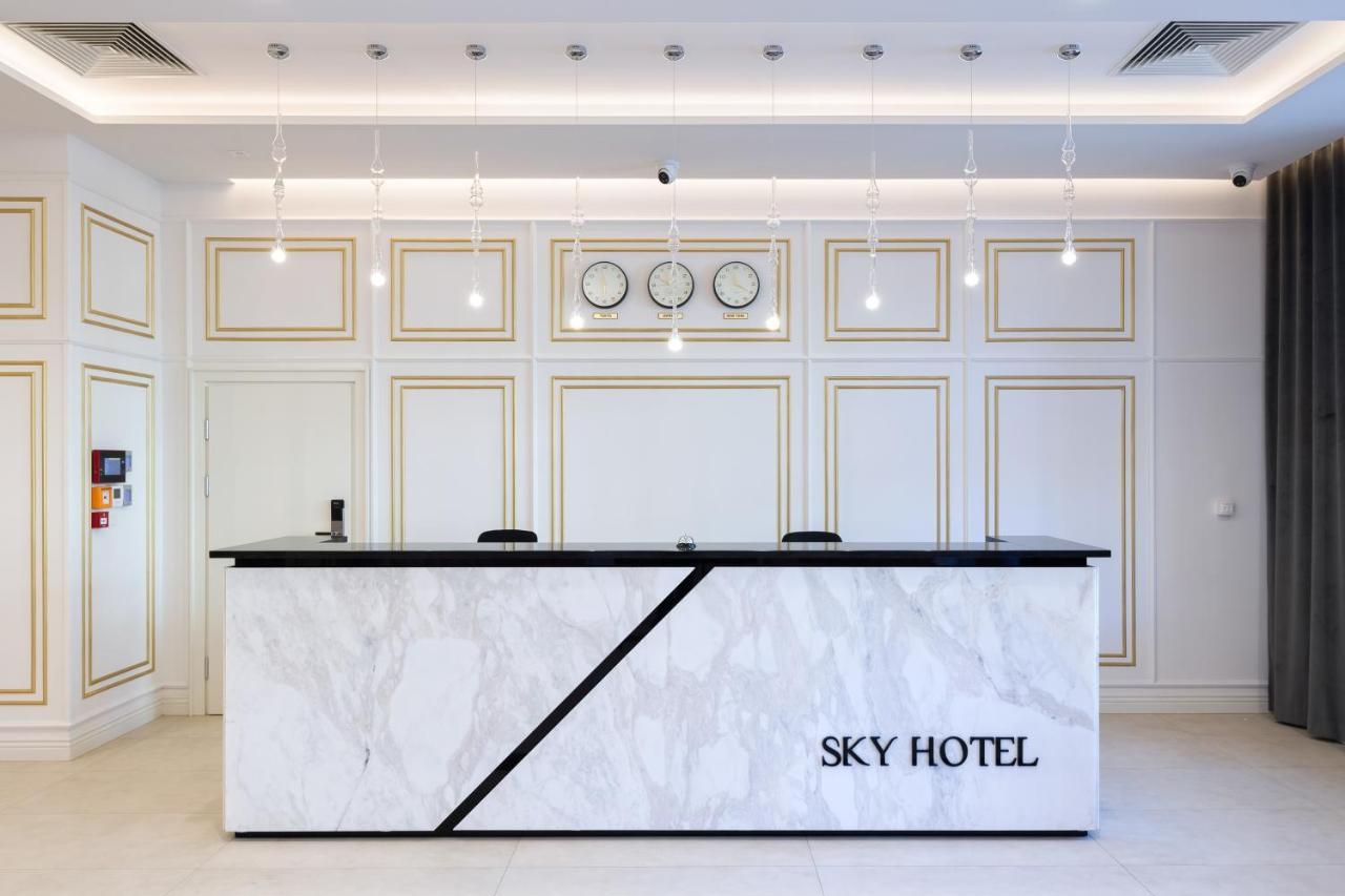 Sky Готель Краків