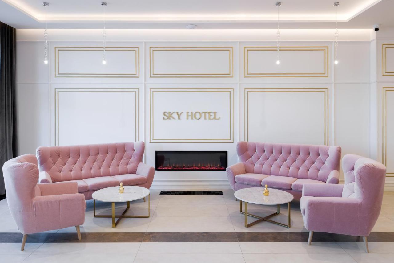Sky Готель 4*