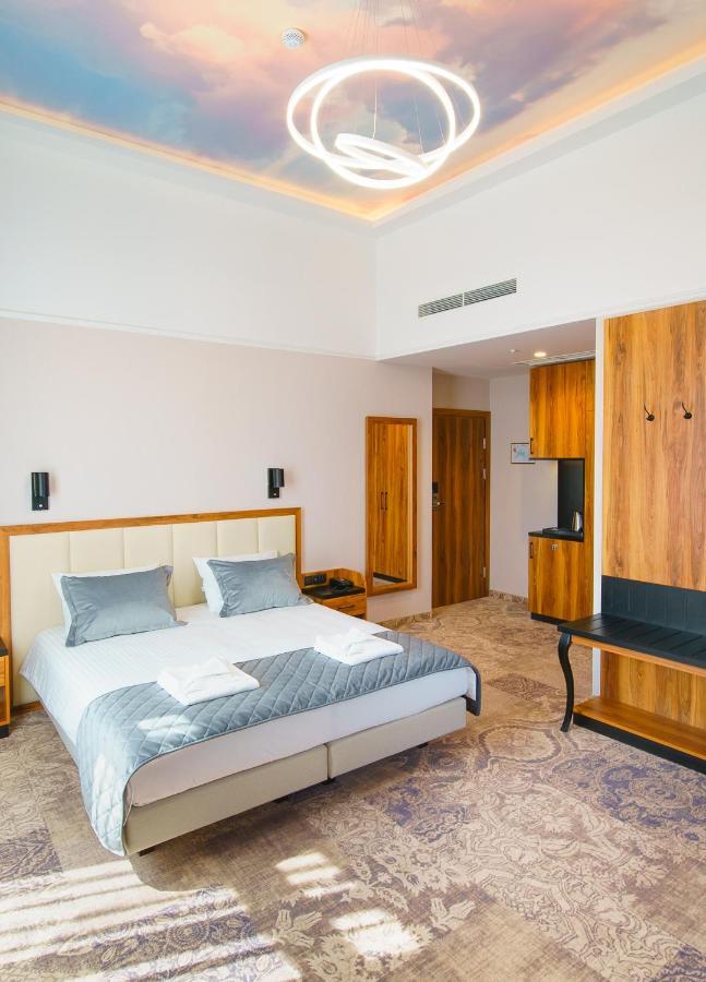 Hotel Sky Krakow