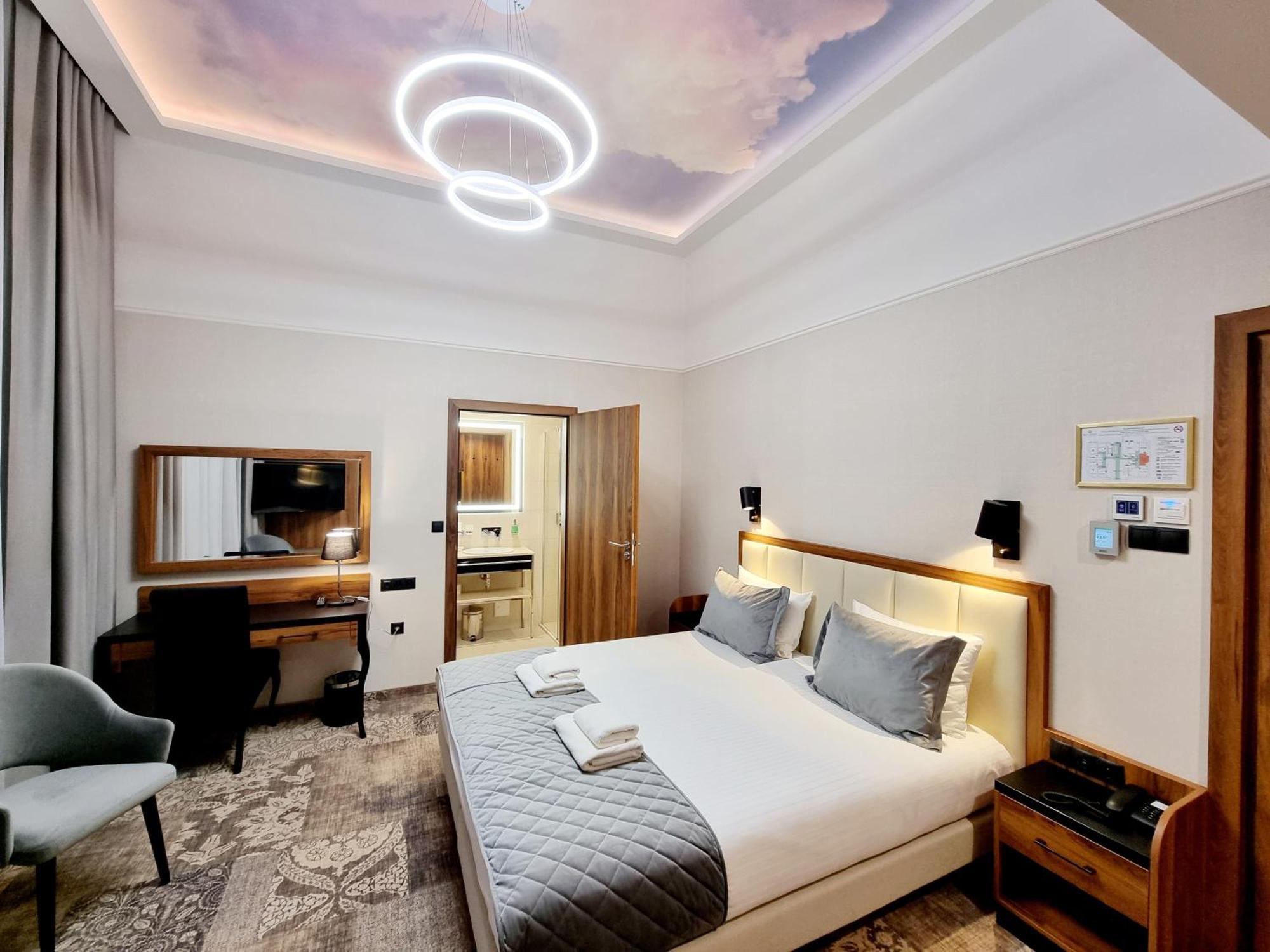 Hotel Sky Krakow